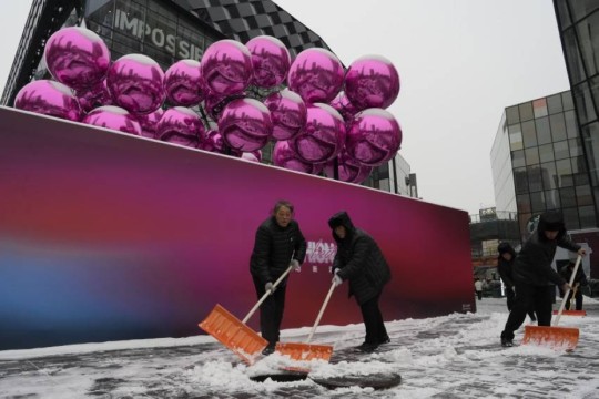 China’s economy forecast to slow sharply in 2024-Palestine