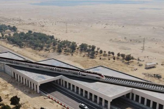 Hafeet Rail signs bank financing agreements worth OMR577 million-Oman