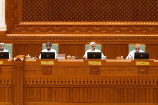 Shura refers telecom and IT regulation law to the State Council-Oman