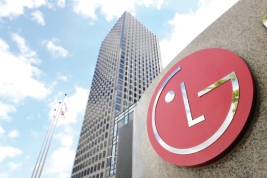 Tech giants eye growing home appliances subscription market