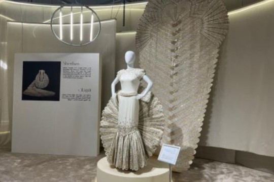 Adnan Akbar exhibit showcases iconic dresses at Ana Arabia-Saudi Arabia