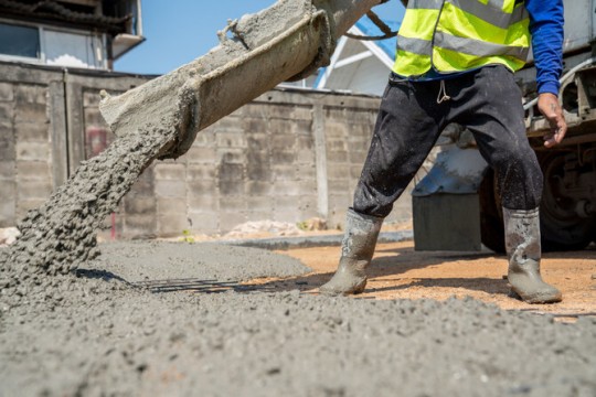 Saudi cement sales rise 2% to reach 10.85m tonnes-Saudi Arabia