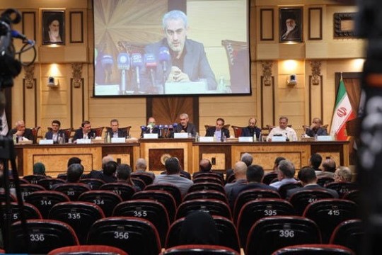 Economy minister outlines new financing plans to curb inflation, support production-Iran