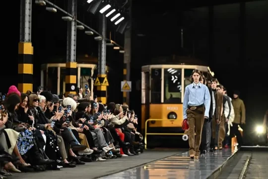 New designers turn page at Tod's, Moschino for Milan Fashion Week