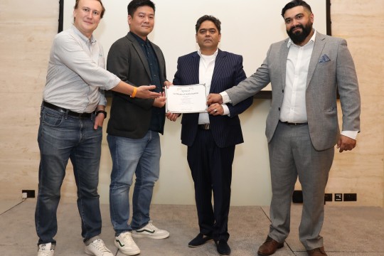 شركة Hiperdist تتعاون مع شركة Apacer لتطوير قطاع الذاكرة والتخزين الرقمي في منطقة الشرق الأوسط وإفريقيا