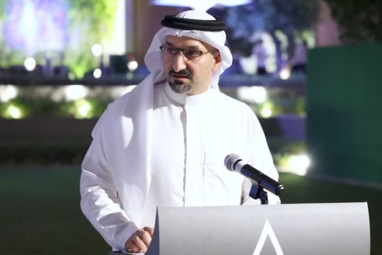 Minister Fakhroo inaugurates "Connections Luxury" event-Bahrain