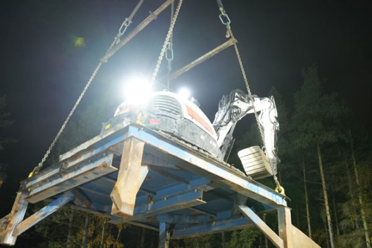 Remote control Bobcat excavator for shaft work in Sweden-Syria