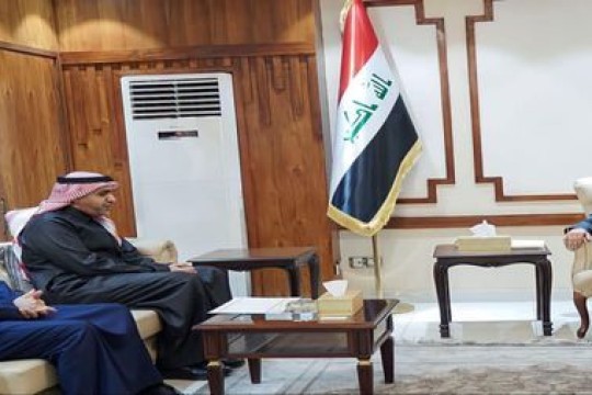 Iraq and Saudi Arabia discuss cooperation in the trade and economic fields