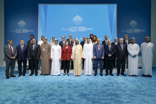 Mohammed bin Rashid meets with Arab Finance Ministers participating in 10th Arab Fiscal Forum -UAE