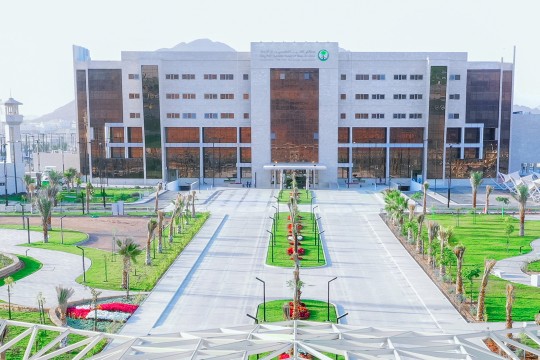 مستشفى الملك فيصل التخصصي ومركز الأبحاث بالمدينة يُتوج بجائزة التميز في تجربة المريض لعام 2023