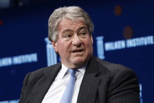 Leon Black picks Abu Dhabi as first international outpost