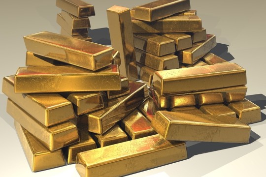 Gold Prices Steady above $2,500