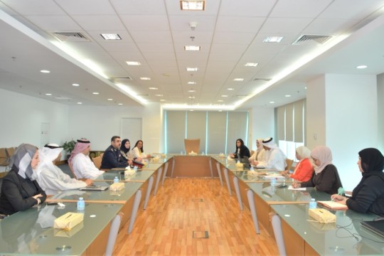 Social Development Minister meets General Supervisor of National Plan Executive Office -Bahrain