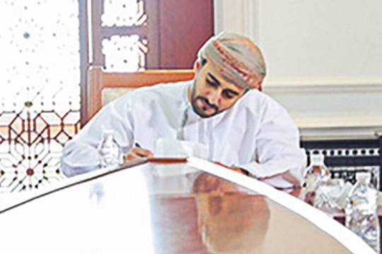 Sayyid Theyazin signs RO147.8mn agreement for OCC-Oman