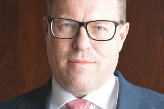 شركة Starr تعيِّن السيد Peter Hirs خلفًا للسيد Howard Smith في منصب المدير المالي