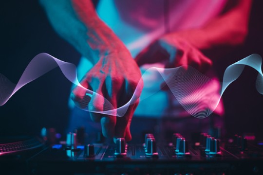 IFF تُقدِّم علوم الأداء: نهج جديد للارتقاء بتصميم العطور