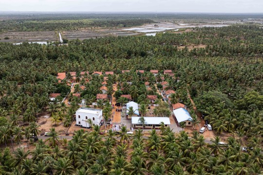 Sultan bin Ahmed visits Al Rahma Village in Sri Lanka