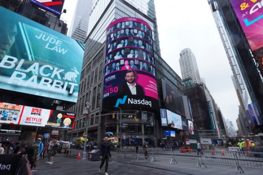 ABB's Dr. Matthew Wise and Andressa Ferraz Named Among Future of Field Service's 2025 Stand Out 50 Leaders