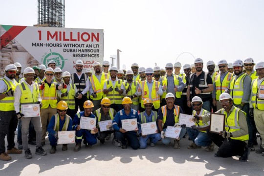 Khansaheb achieves key milestone at Dubai Harbour Residences