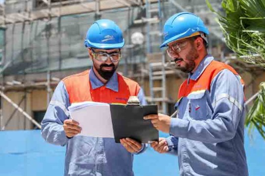 Alba cuts 19pc output as Hormuz closure disrupts trade