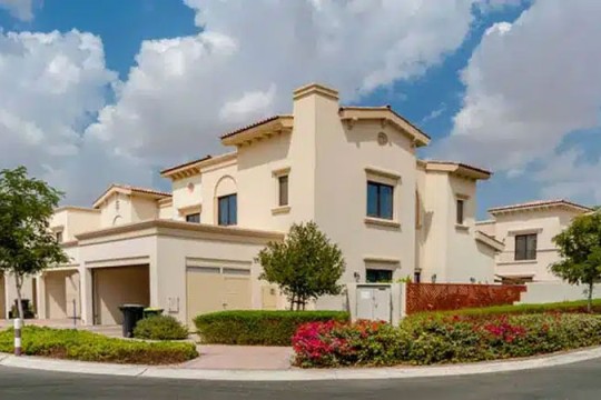 Abu Dhabi ready villa sales volumes up 72pc; hits four-year high-UAE